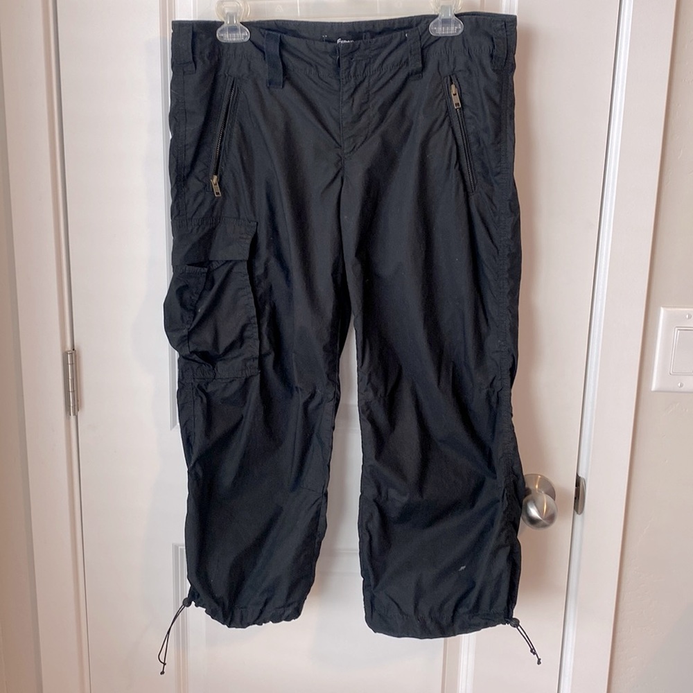 Express Black Low Rise Cargo Capris